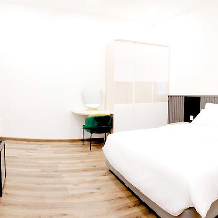 Hera Hostel เจิวด๊ก ภายนอก รูปภาพ